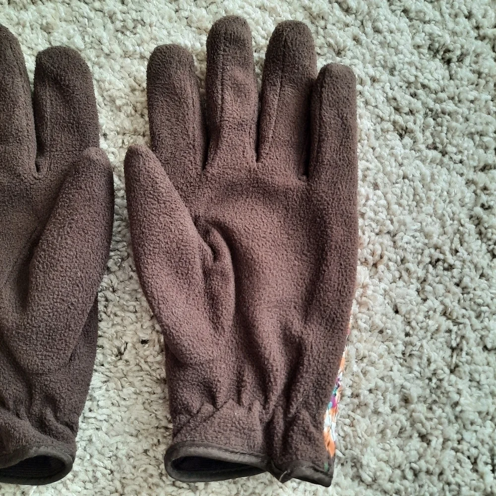 Vera Bradley English rose quilted floral brown fleece gloves size M/L